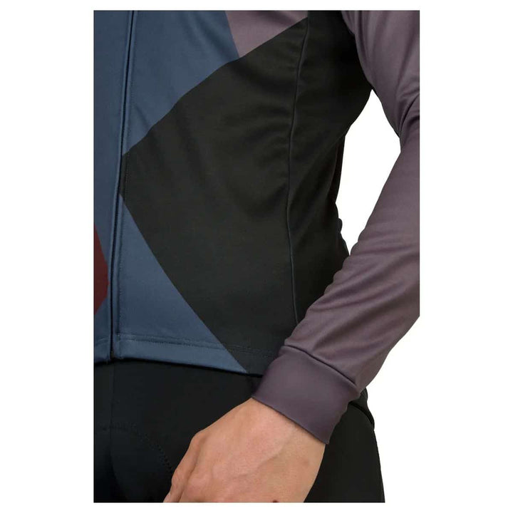 44211900-554_chaquetacubismo4