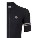 Tricota AGU Trend Solid negra detalle cuello y cremallera