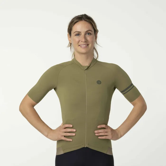 Tricota AGU Trend Solid verde detalle tejido técnico versátil