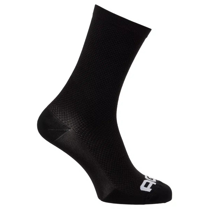 Calcetines ciclismo AGU Solid negros vista lateral comodidad y rendimiento