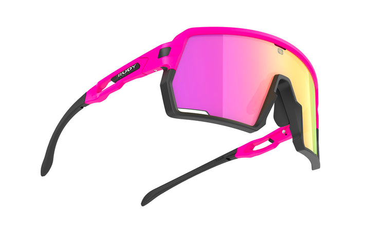 Anteojos Rudy Project Kelion vista lateral con patillas livianas Rilsan Clear